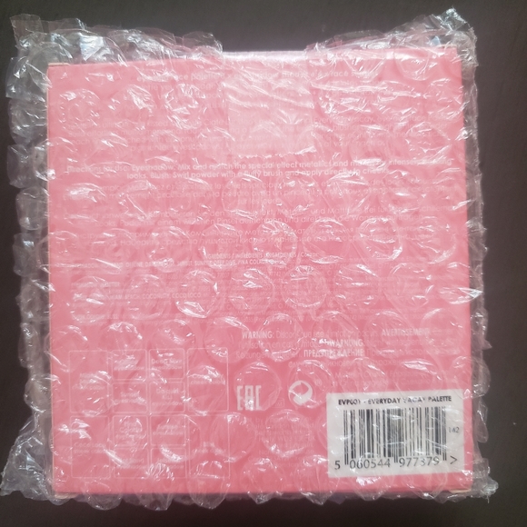 BUNDLE CIATE Palette REALHER Liner Laritzy Illuminator blinc UltraVolume Mascara - Picture 5 of 11